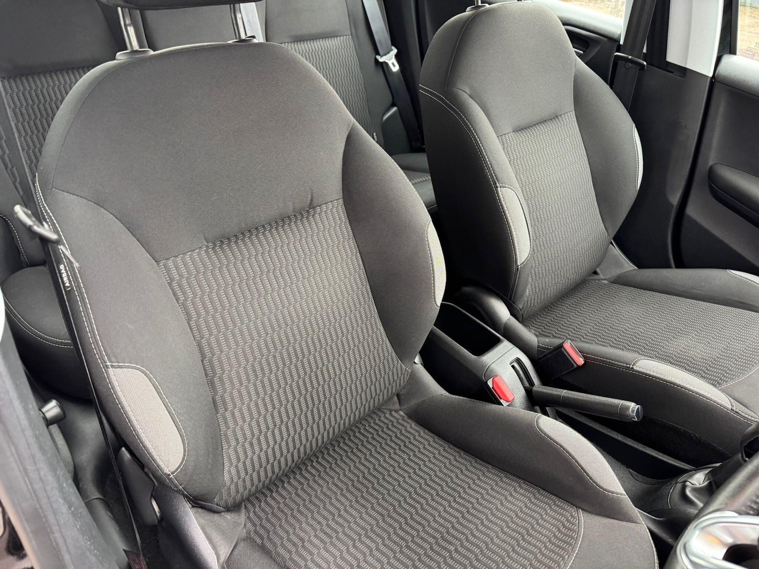 Used Peugeot 208 2015 for sale - 77550037: Photo 10