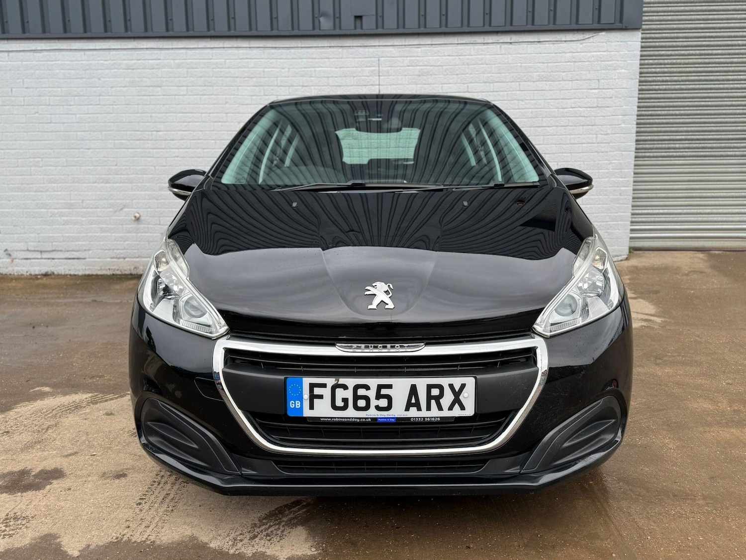 Used Peugeot 208 2015 for sale - 77550037: Photo 2