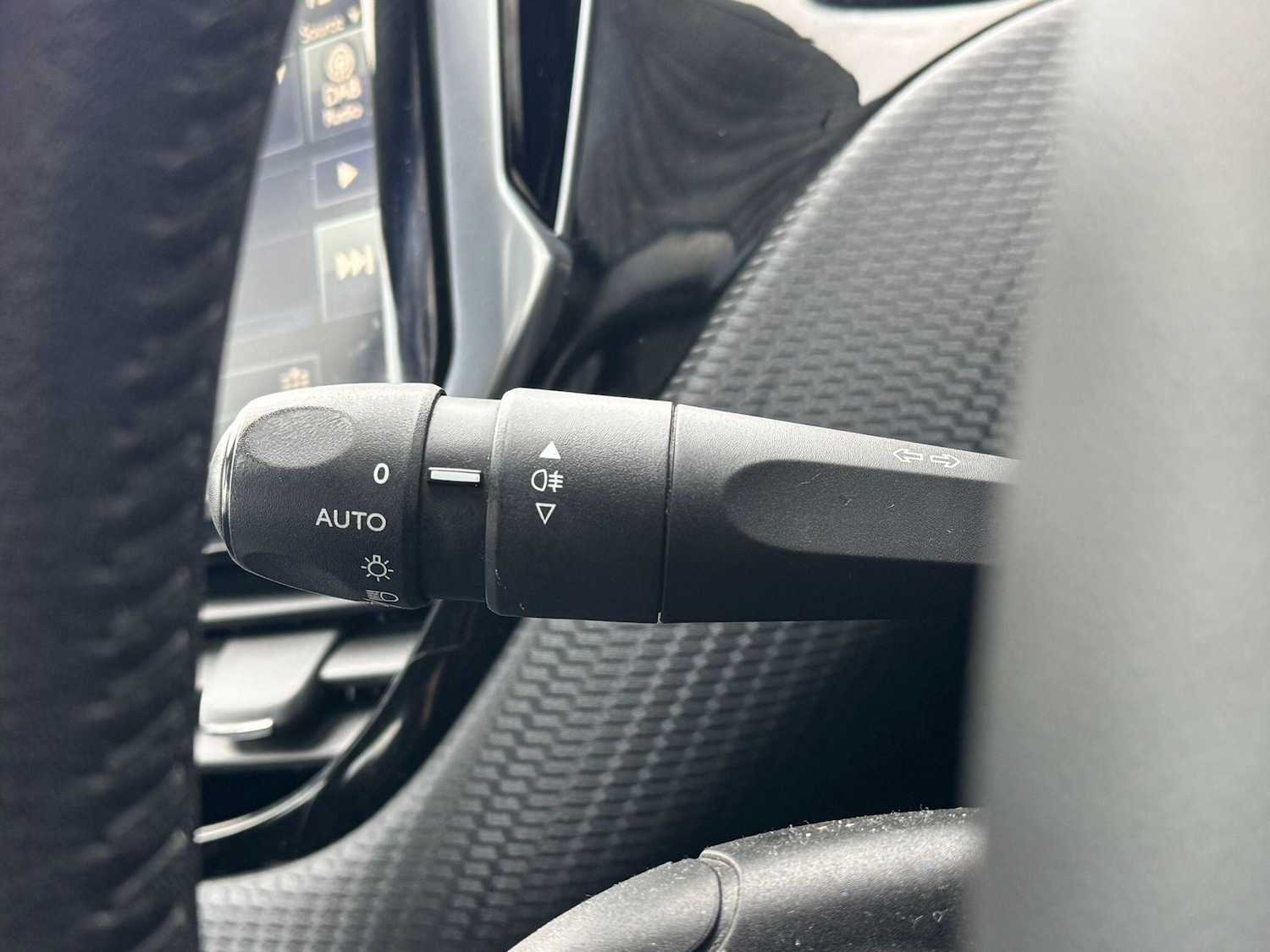 Used Peugeot 208 2015 for sale - 77550037: Photo 20