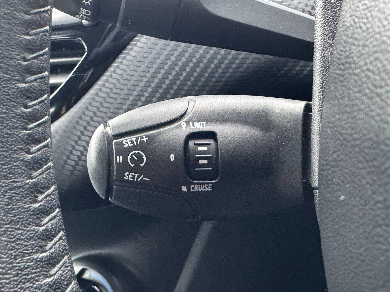 Used Peugeot 208 2015 for sale - 77550037: Photo 21