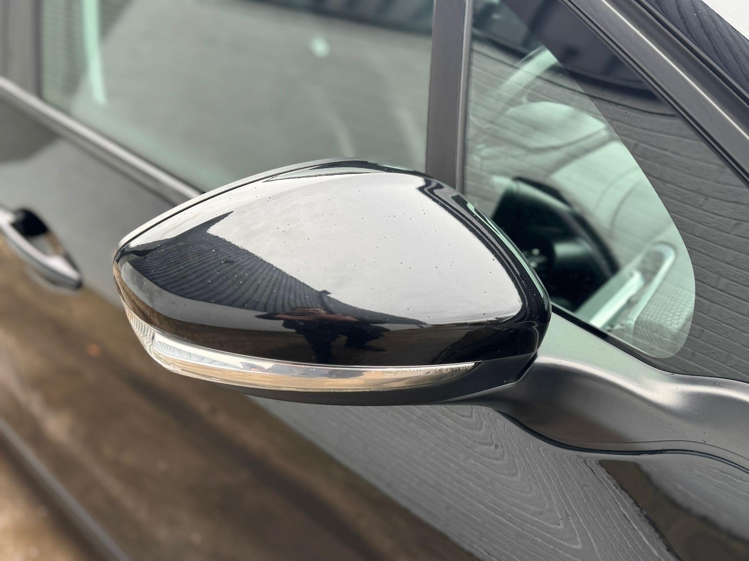 Used Peugeot 208 2015 for sale - 77550037: Photo 36