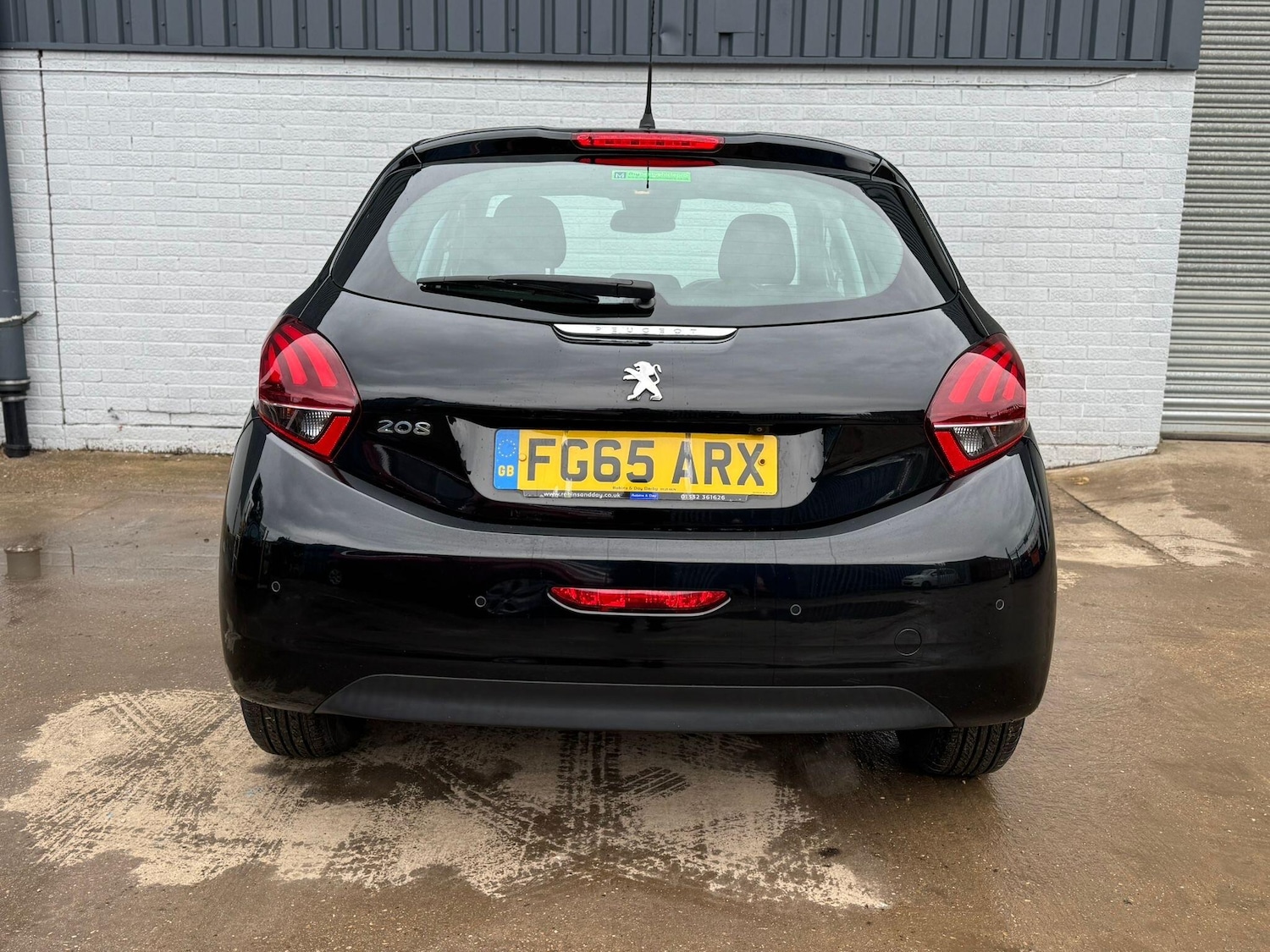 Used Peugeot 208 2015 for sale - 77550037: Photo 6