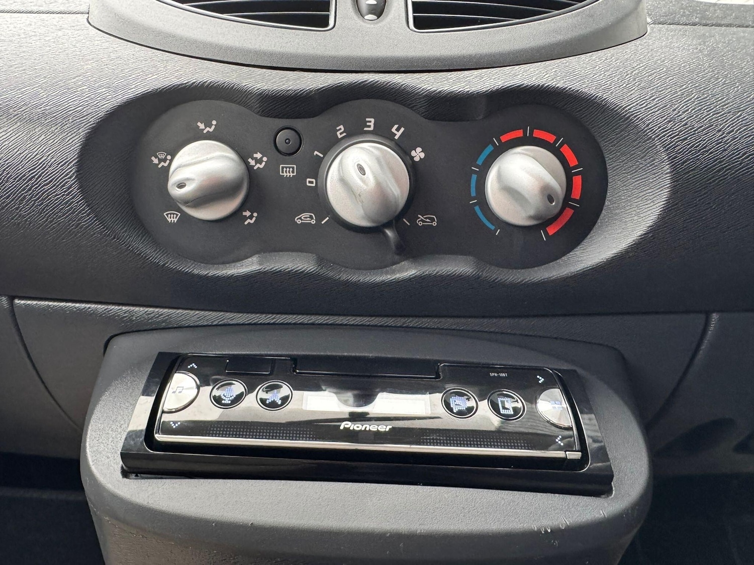 Used Renault Twingo 2010 for sale - 77808933: Photo 17