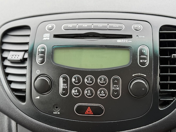 Used Hyundai i10 2011 for sale - 75552201: Photo 17