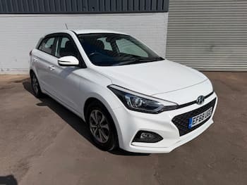 Used Hyundai i20 2019 for sale - 79645903: Photo