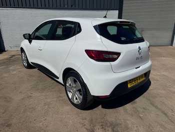 Used Renault Clio 2015 for sale - 78471717: Photo