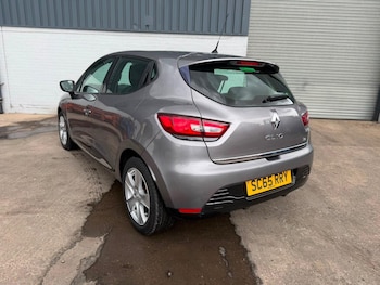 Used Renault Clio 2015 for sale - 79464051: Photo