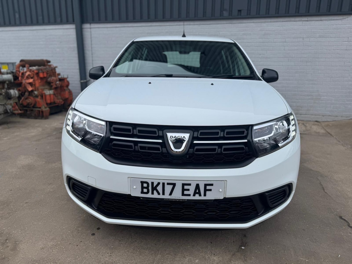 Used Dacia Sandero 2017 for sale - 78205212: Photo 2