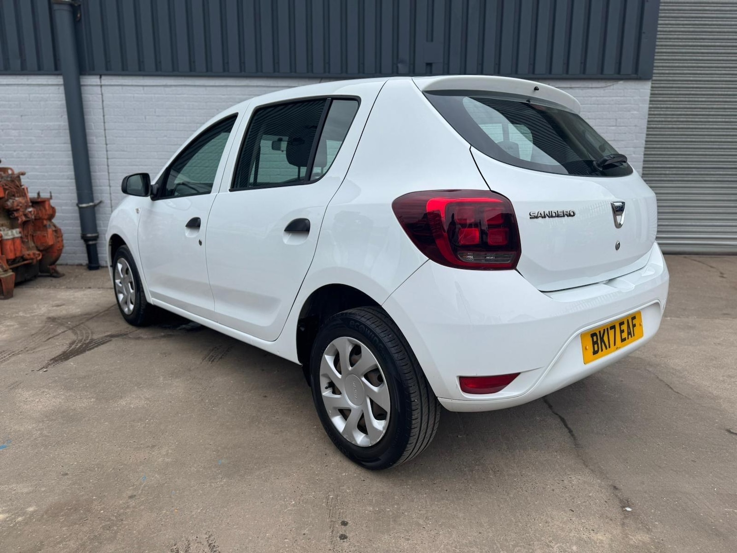 Used Dacia Sandero 2017 for sale - 78205212: Photo 4