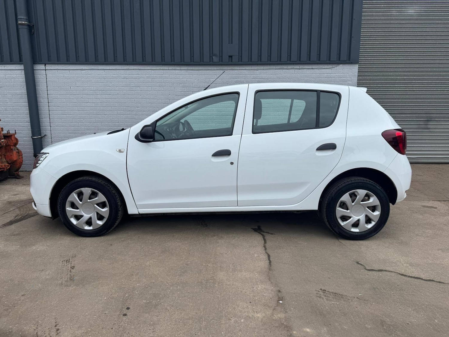 Used Dacia Sandero 2017 for sale - 78205212: Photo 5