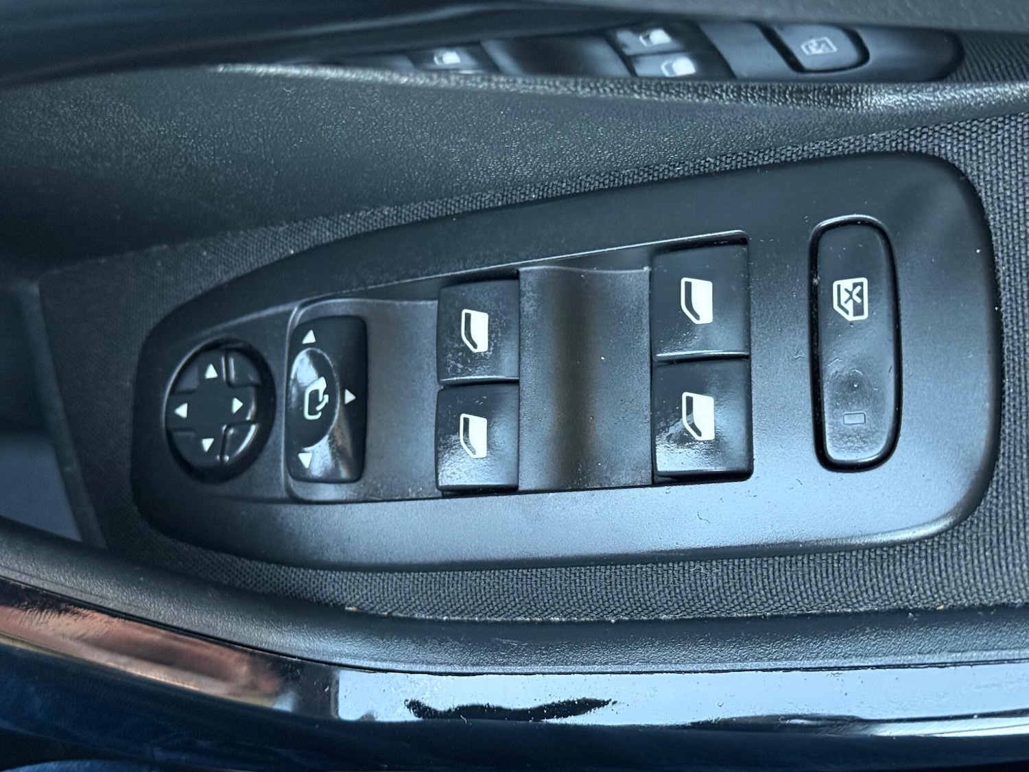 Used Peugeot 208 2019 for sale - 76700691: Photo 15