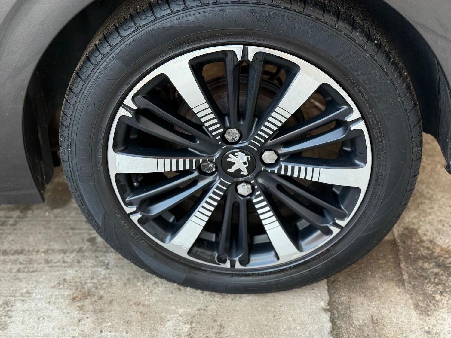 Used Peugeot 208 2019 for sale - 76700691: Photo 21