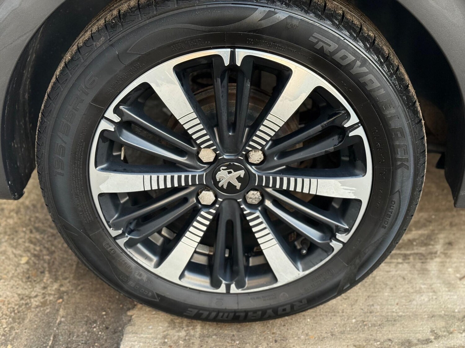 Used Peugeot 208 2019 for sale - 76700691: Photo 24