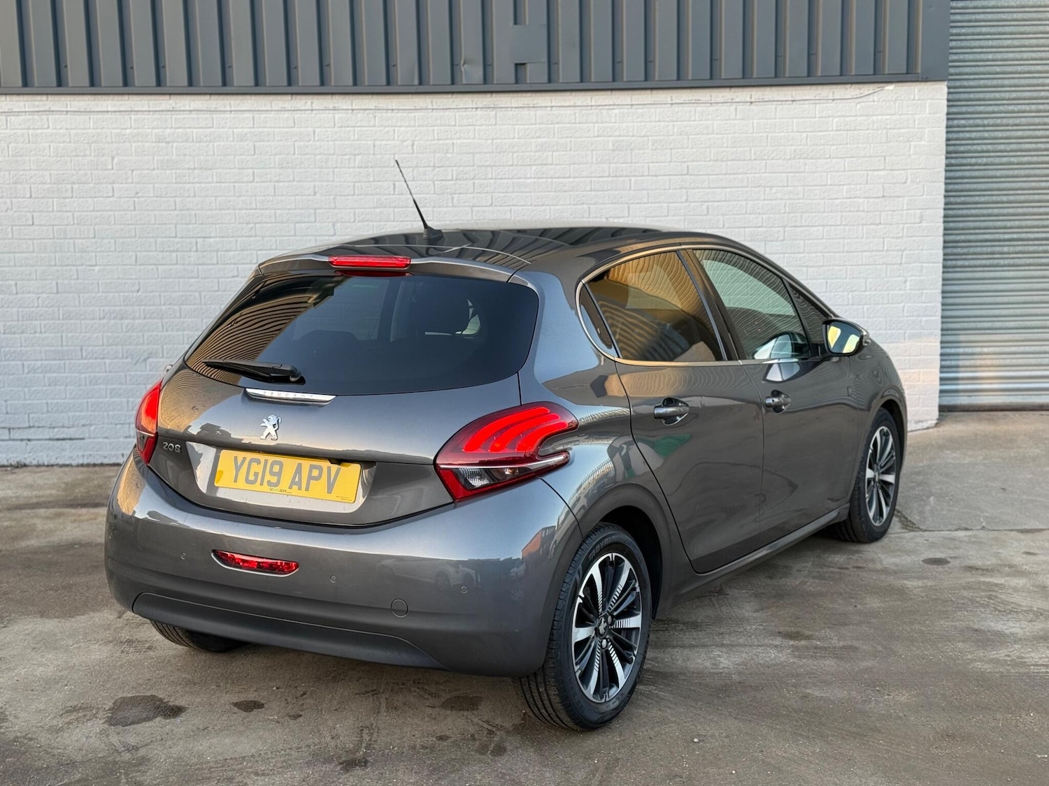 Used Peugeot 208 2019 for sale - 76700691: Photo 8