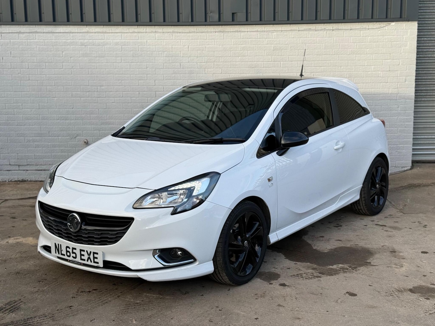 Used Vauxhall Corsa 2015 for sale - 76913376: Photo 3