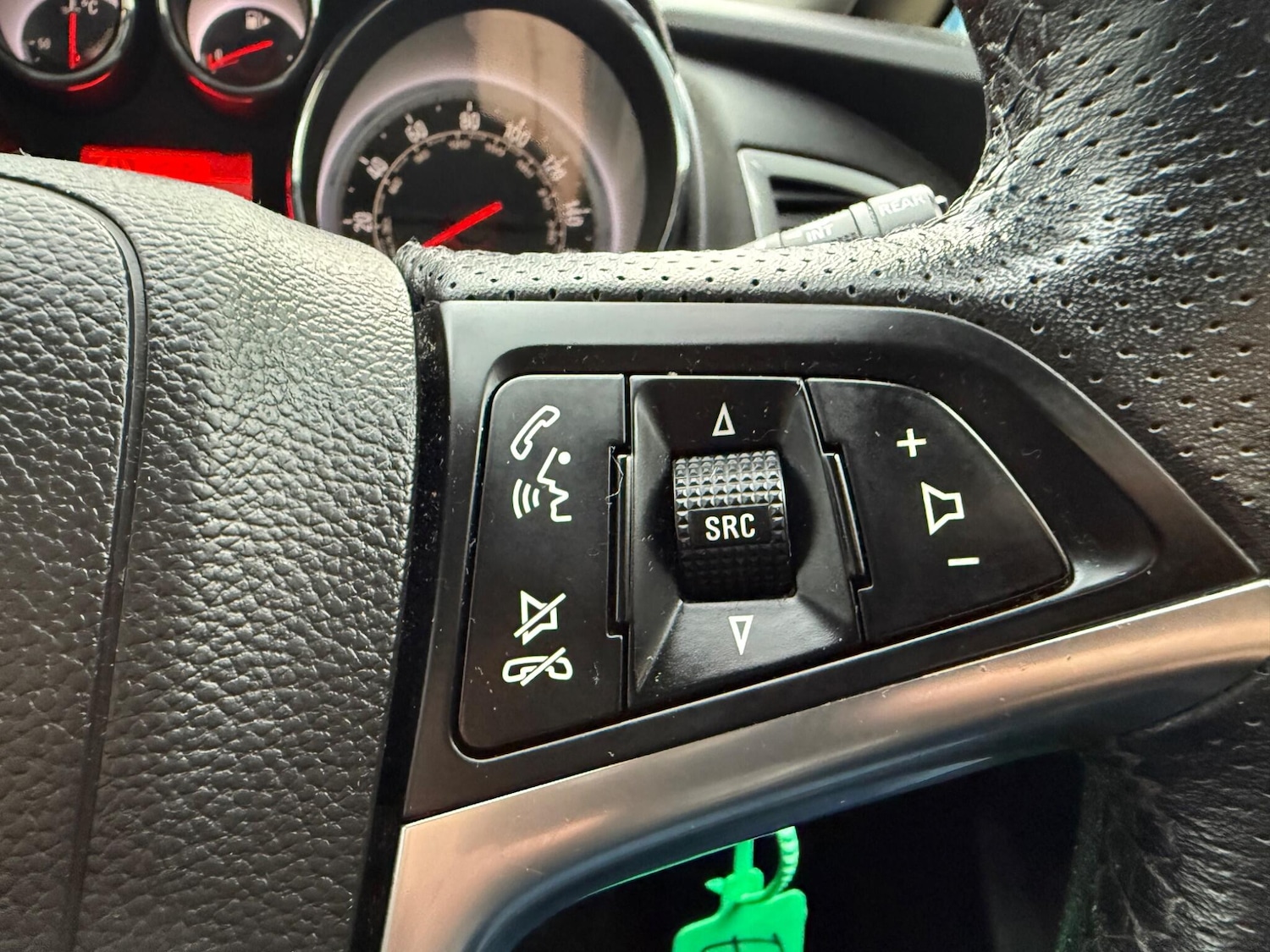 Used Vauxhall Astra 2015 for sale - 76499111: Photo 14