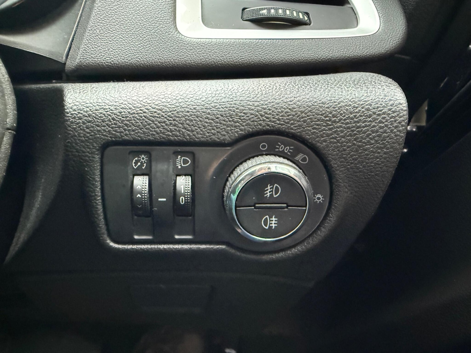 Used Vauxhall Astra 2015 for sale - 76499111: Photo 15