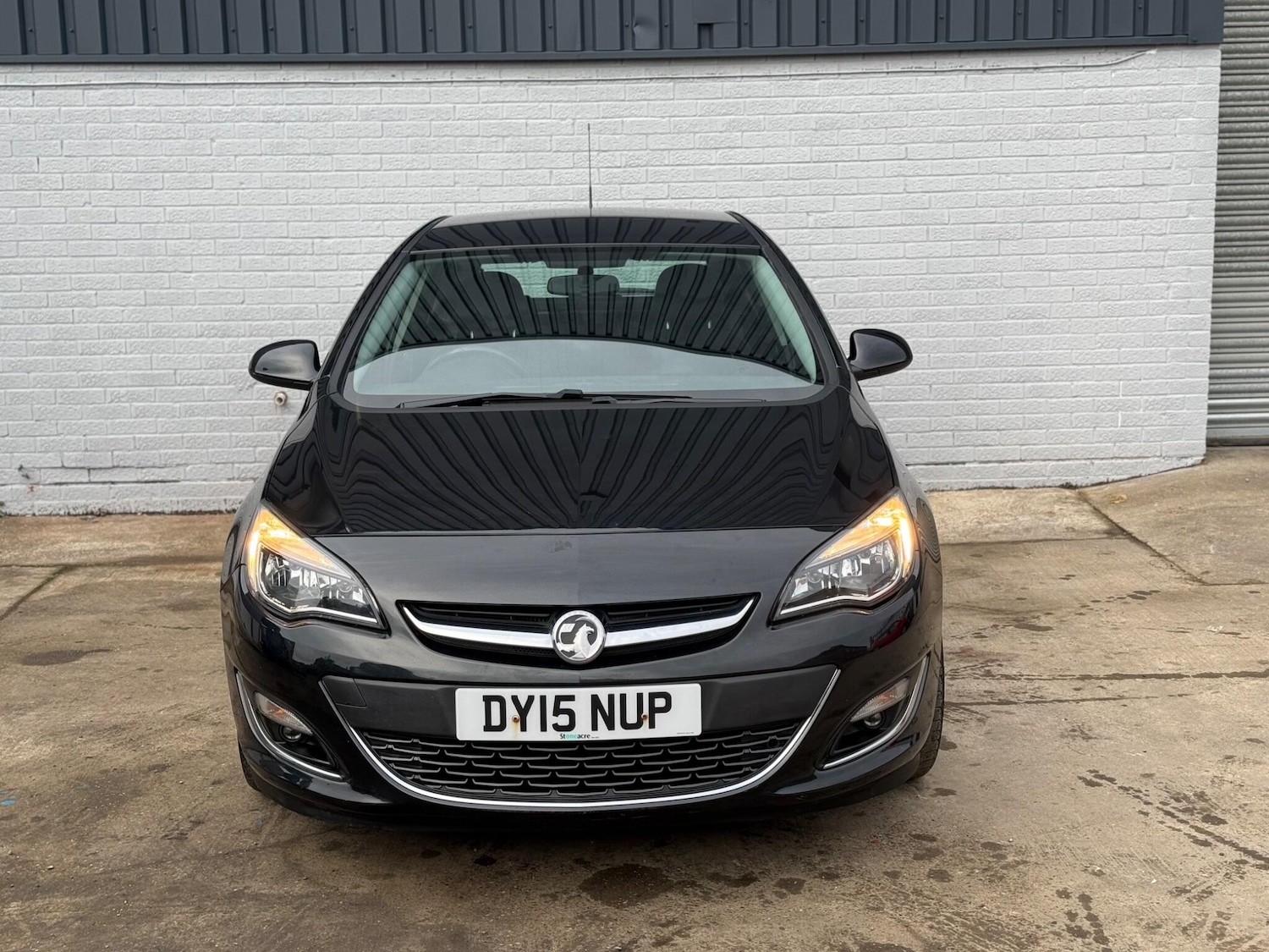 Used Vauxhall Astra 2015 for sale - 76499111: Photo 2