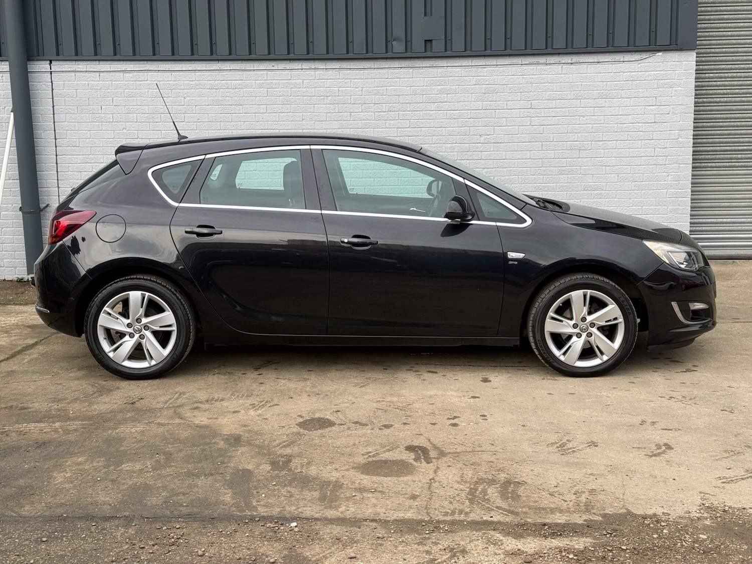 Used Vauxhall Astra 2015 for sale - 76499111: Photo 7