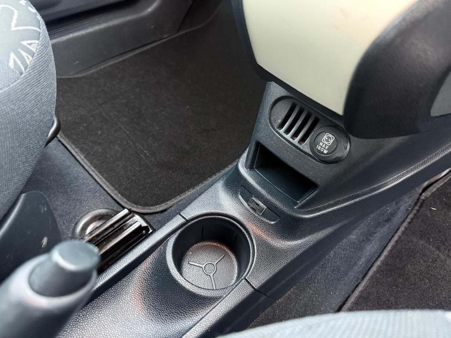 Used Ford Ka 2015 for sale - 76456787: Photo 11