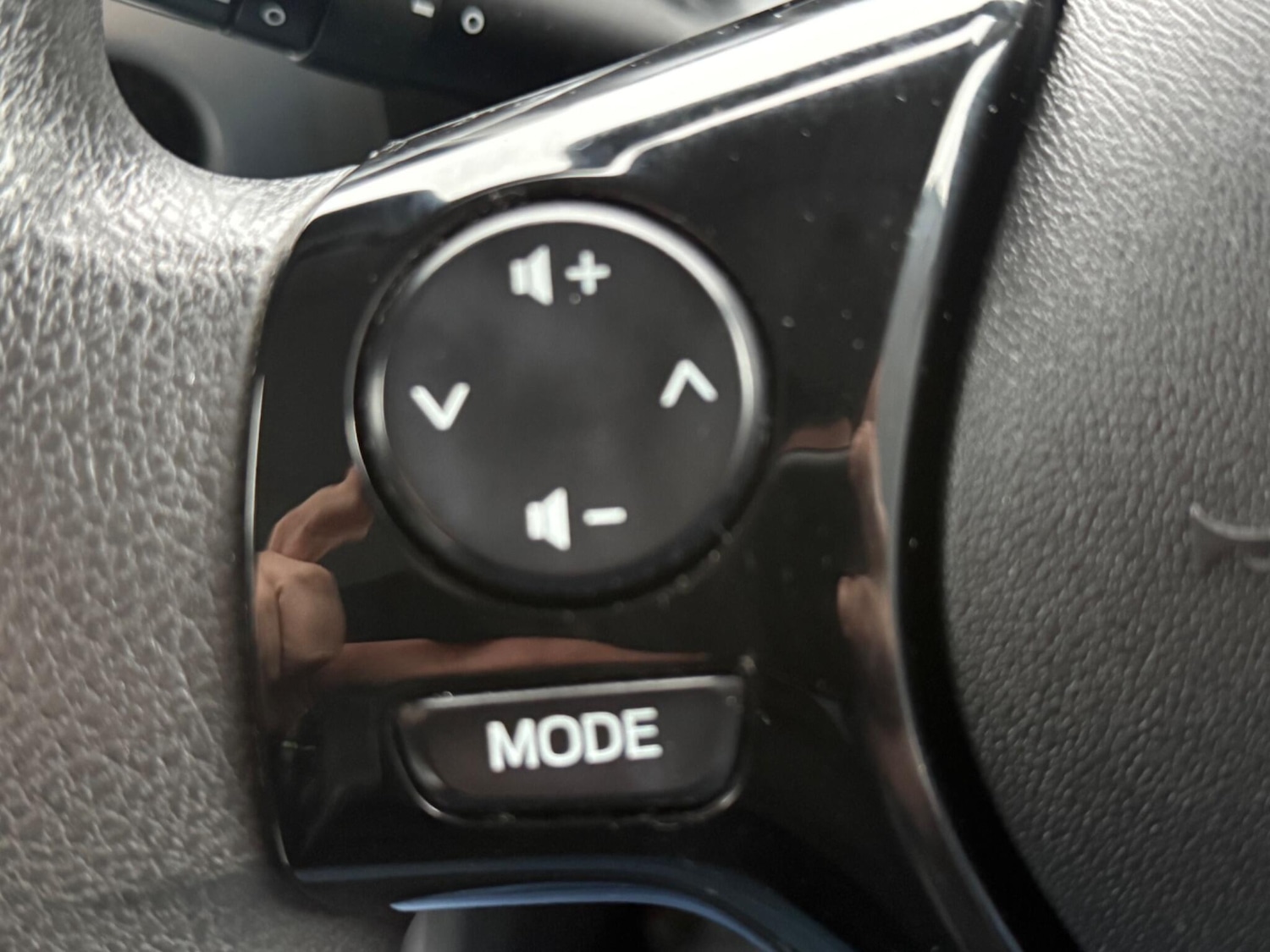 Used Peugeot 108 2016 for sale - 76485159: Photo 13