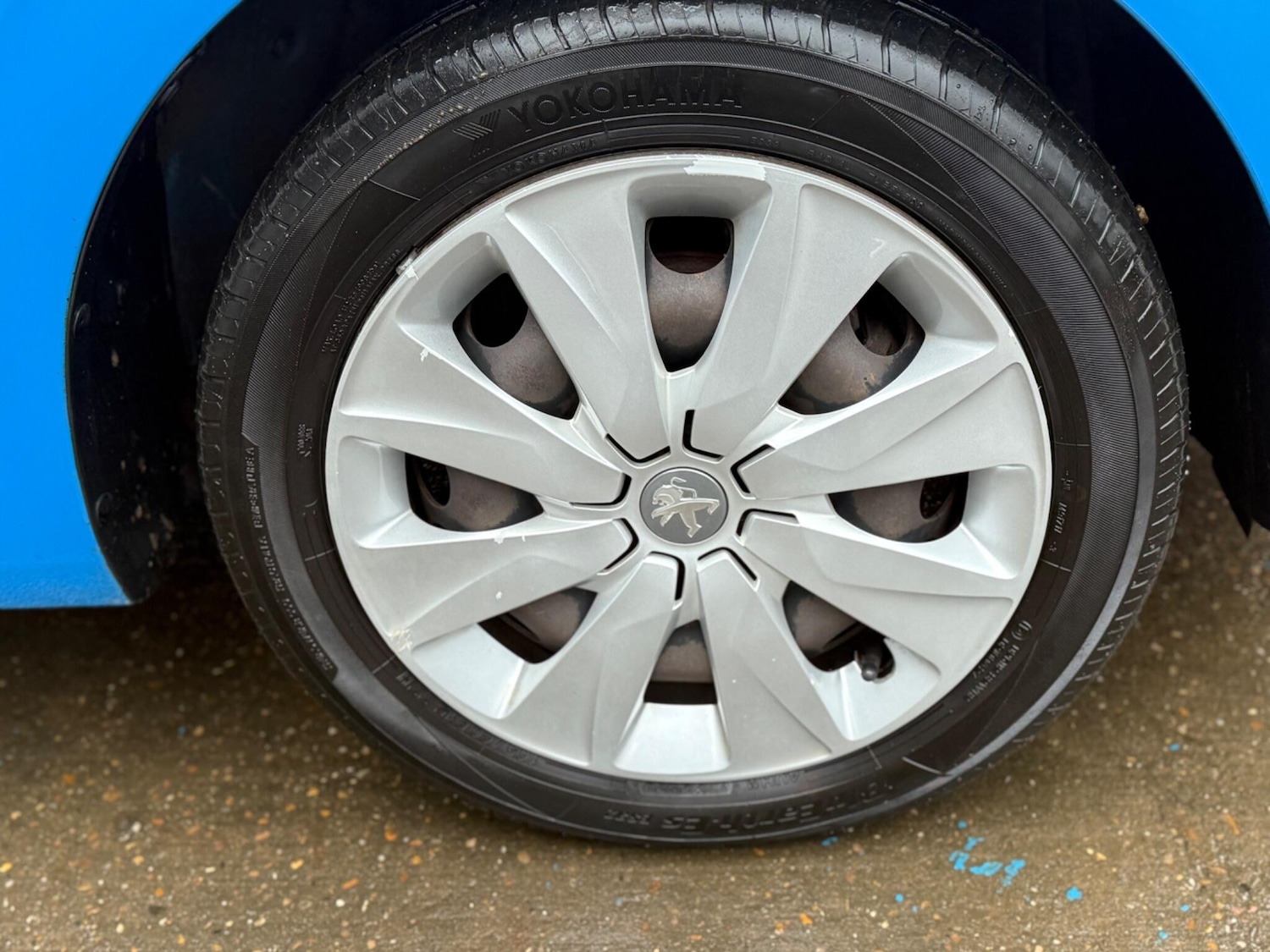 Used Peugeot 108 2016 for sale - 76485159: Photo 21