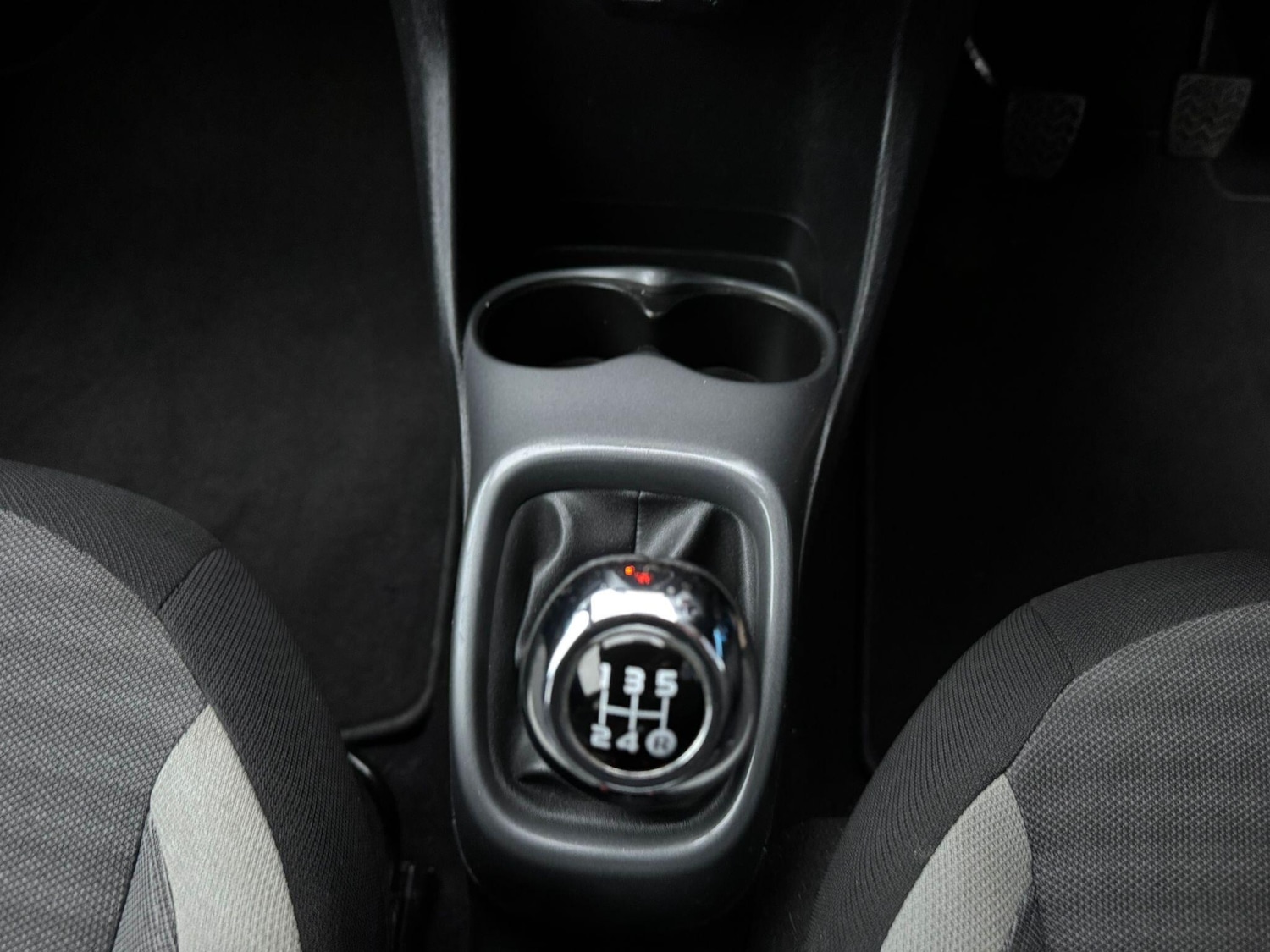 Used Toyota AYGO 2018 for sale - 77411317: Photo 18