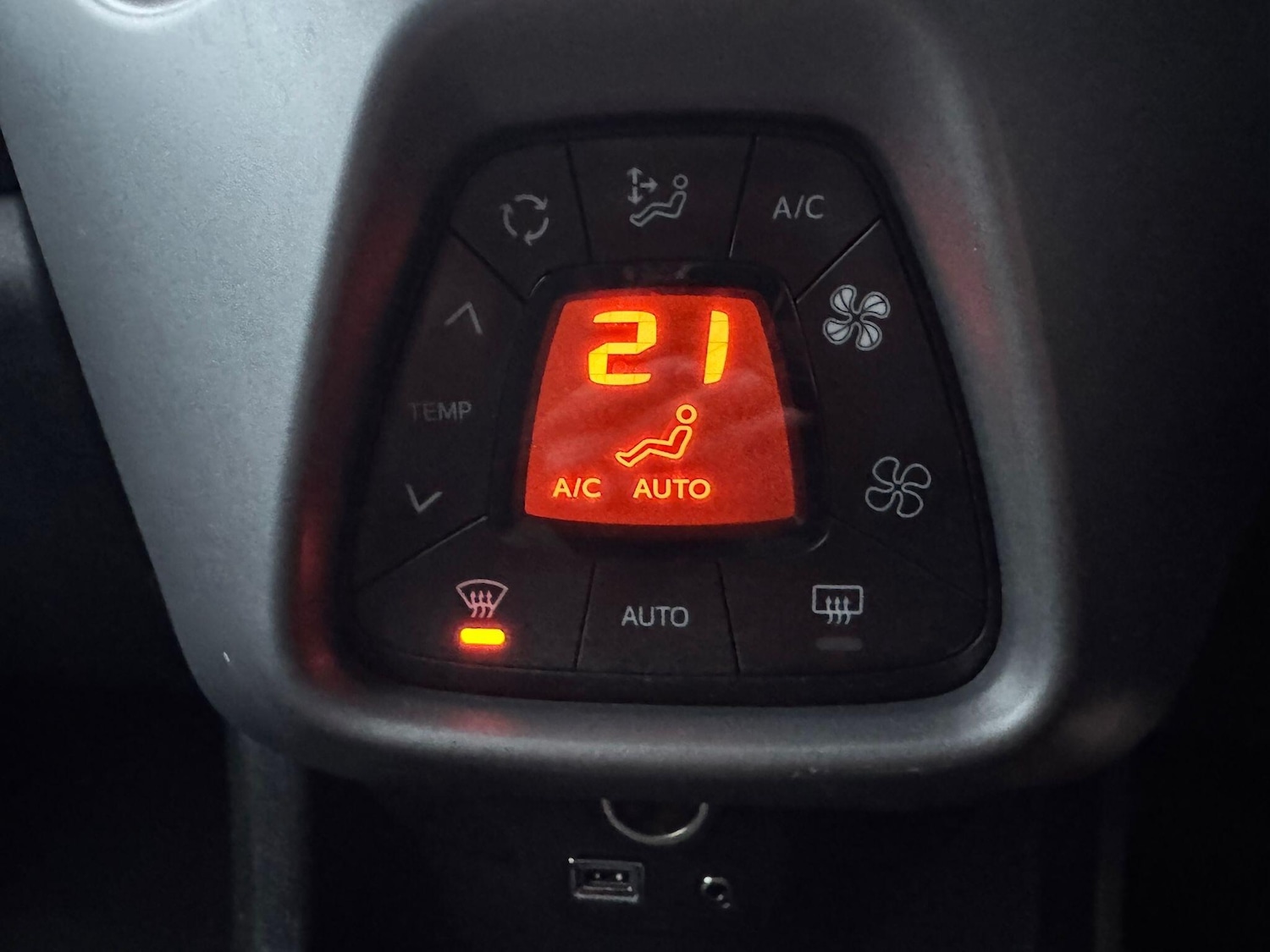 Used Toyota AYGO 2018 for sale - 77411317: Photo 47