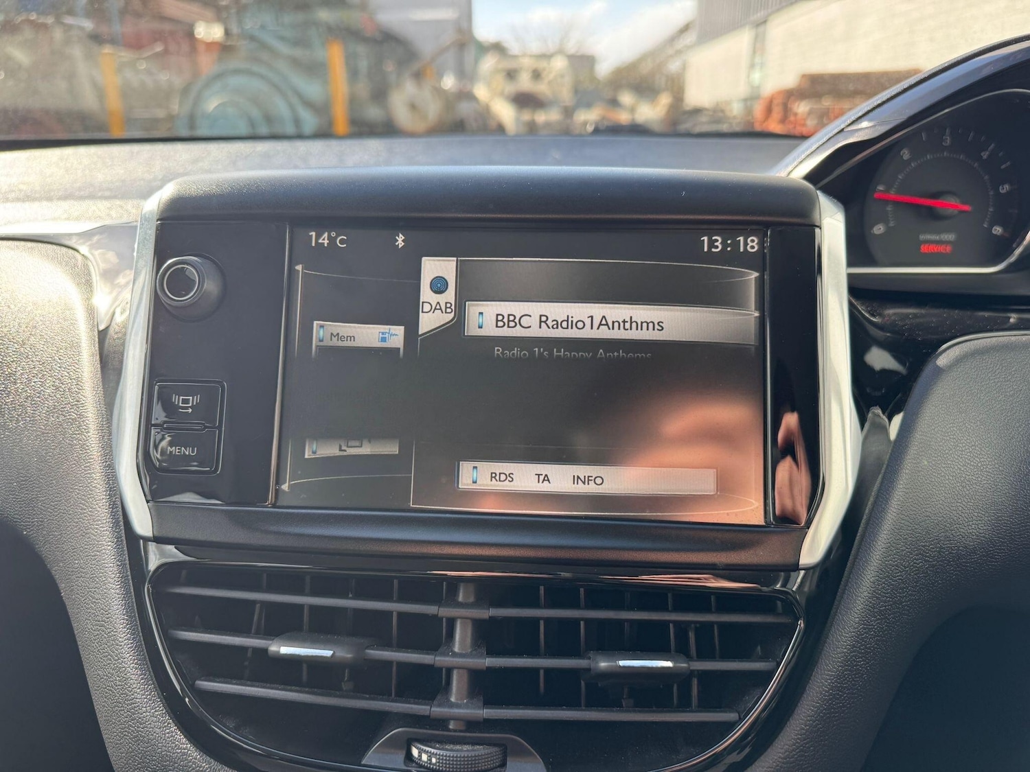 Used Peugeot 208 2014 for sale - 77839813: Photo 28