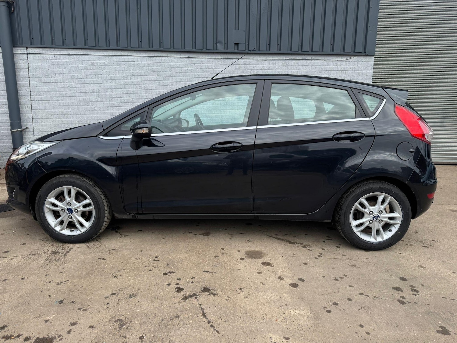 Used Ford Fiesta 2016 for sale - 78087162: Photo 5