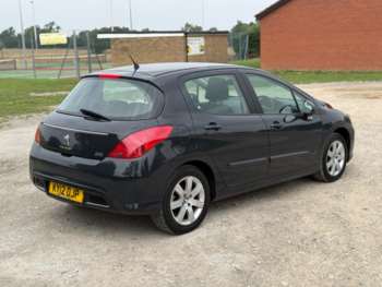 Used Peugeot 308 2012 for sale - 75334265: Photo