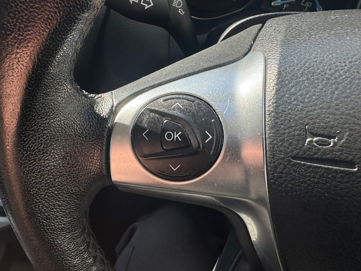 Used Ford Focus 2013 for sale - 77939843: Photo 17