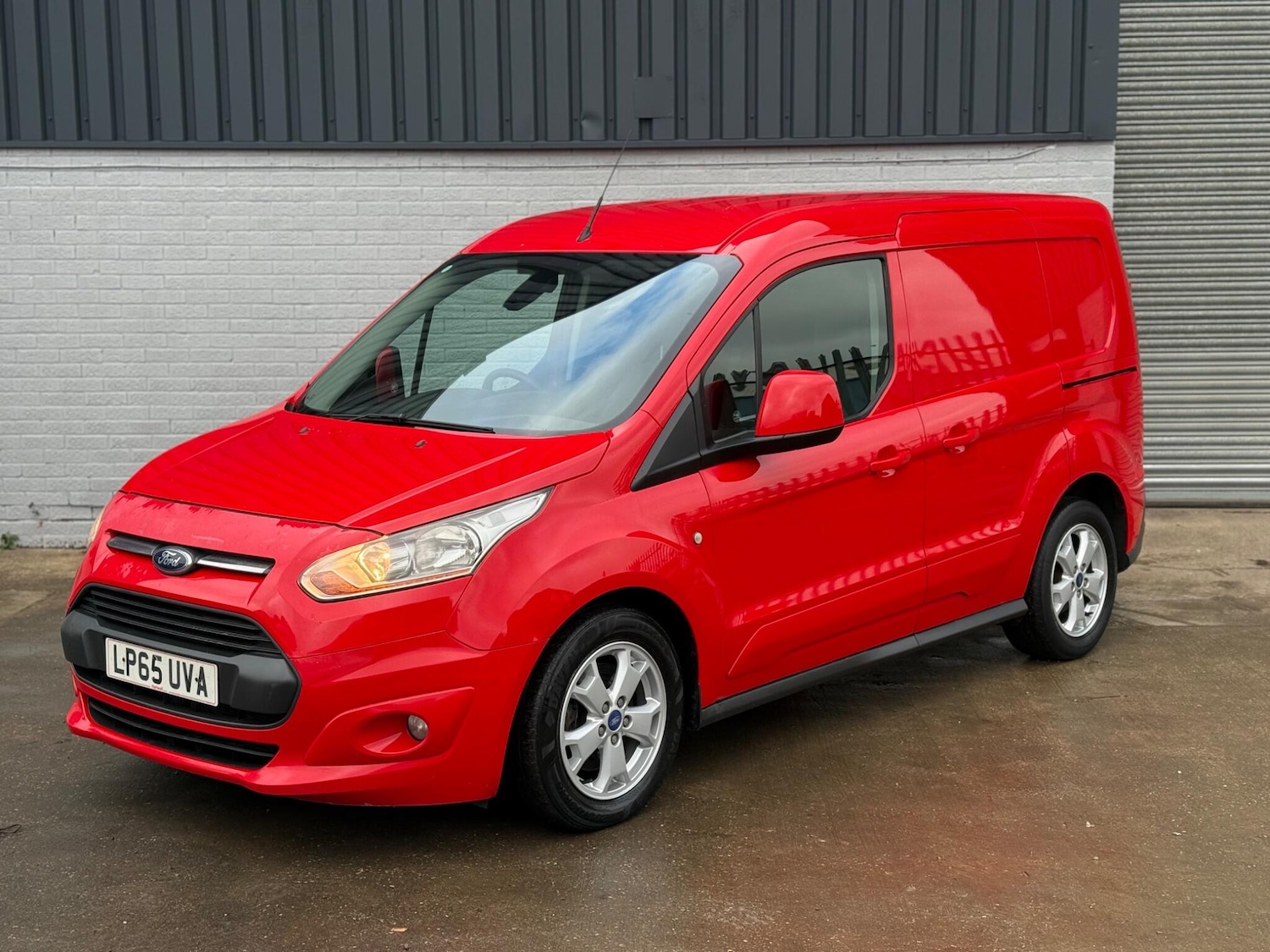 Used Ford Transit Connect 2016 for sale - 76633116: Photo 2