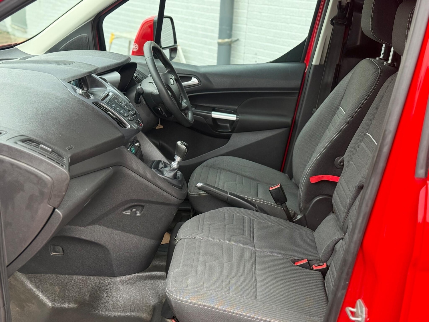 Used Ford Transit Connect 2016 for sale - 76633116: Photo 22