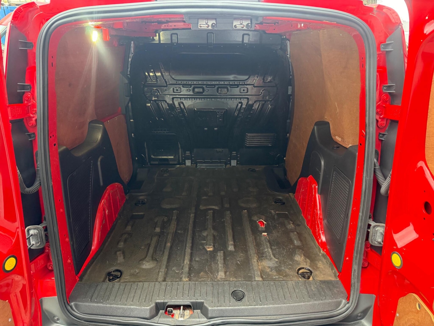 Used Ford Transit Connect 2016 for sale - 76633116: Photo 24