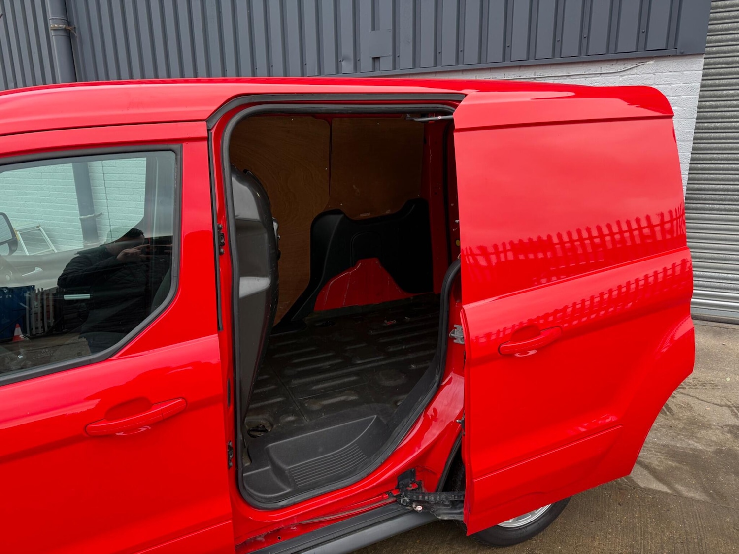 Used Ford Transit Connect 2016 for sale - 76633116: Photo 25