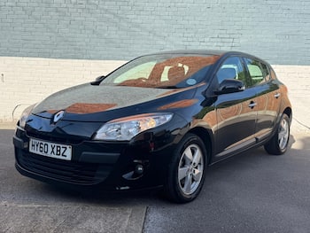 Used Renault Megane 2010 for sale - 79698098: Photo