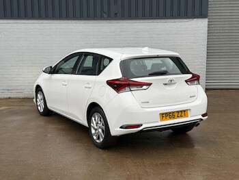 Used Toyota Auris 2016 for sale - 77190389: Photo