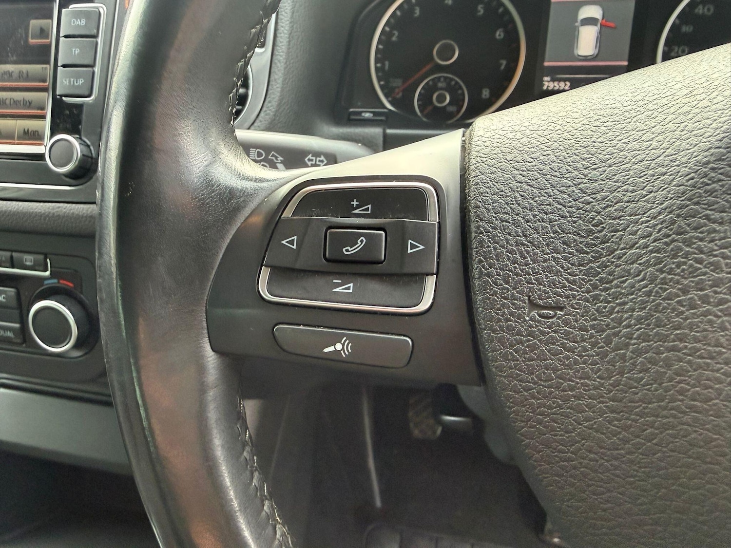 Used Volkswagen Tiguan 2011 for sale - 77166435: Photo 13