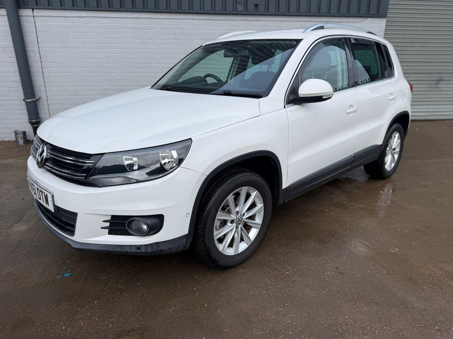 Used Volkswagen Tiguan 2011 for sale - 77166435: Photo 2