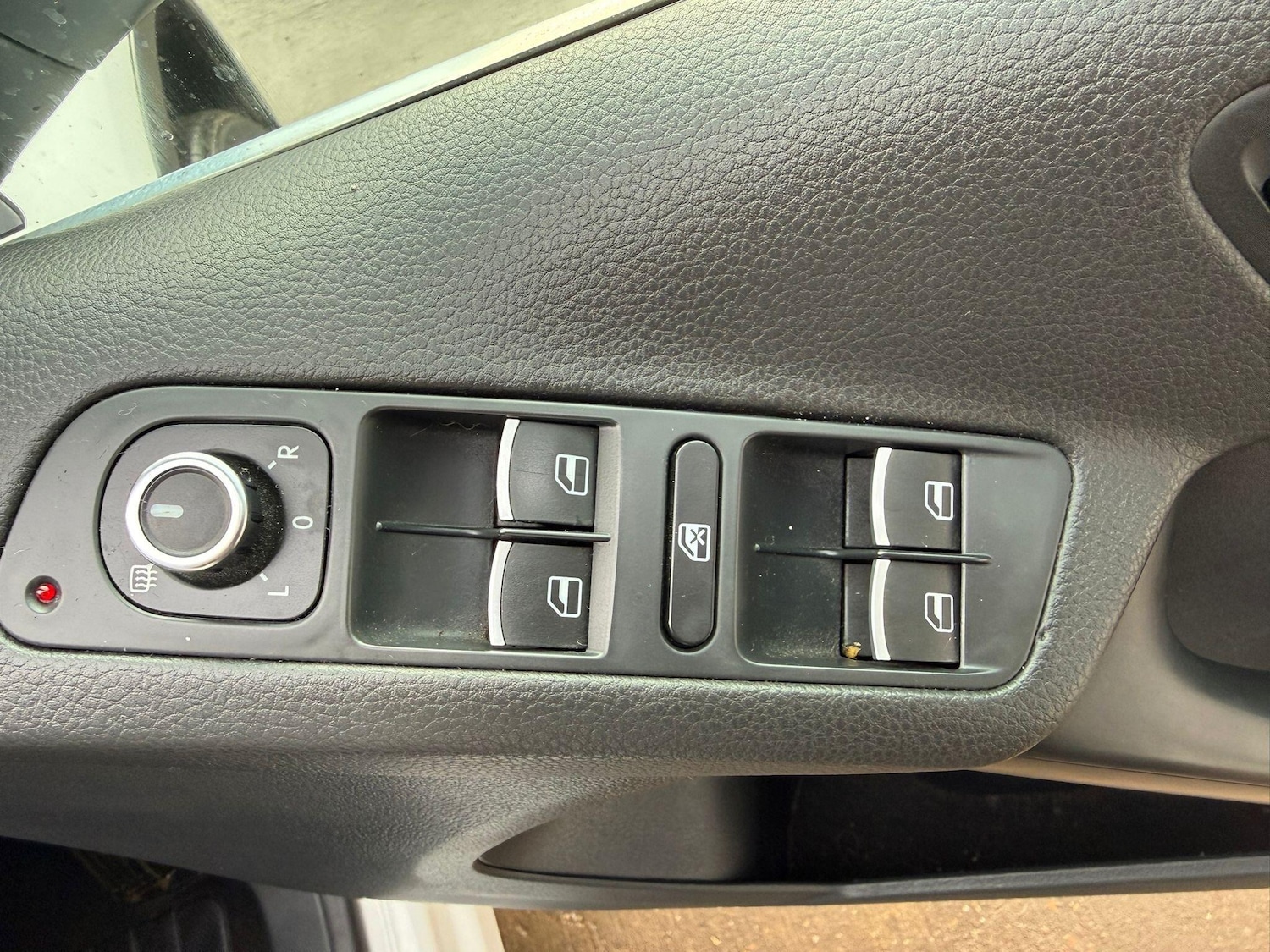 Used Volkswagen Tiguan 2011 for sale - 77166435: Photo 20