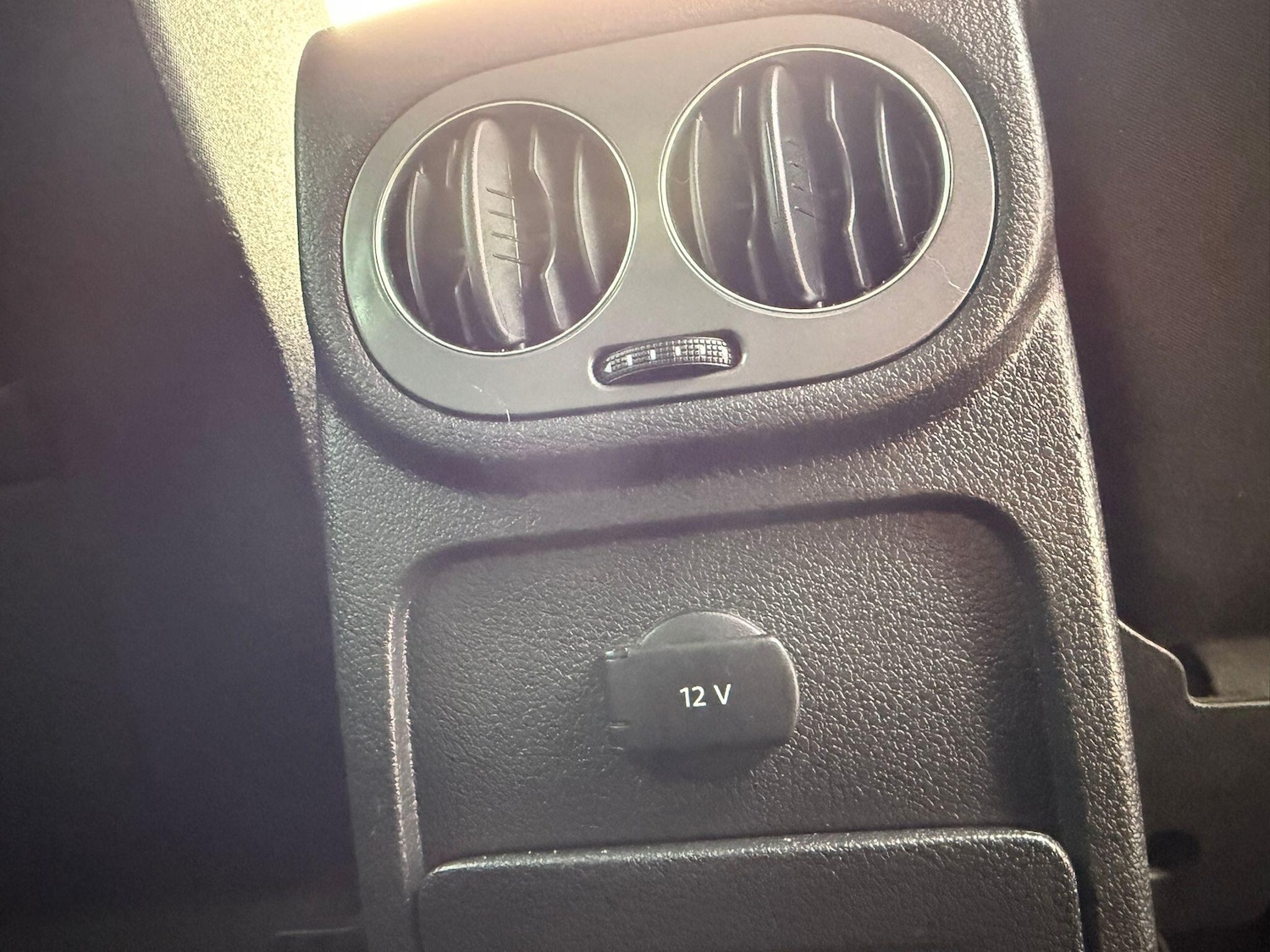 Used Volkswagen Tiguan 2011 for sale - 77166435: Photo 23