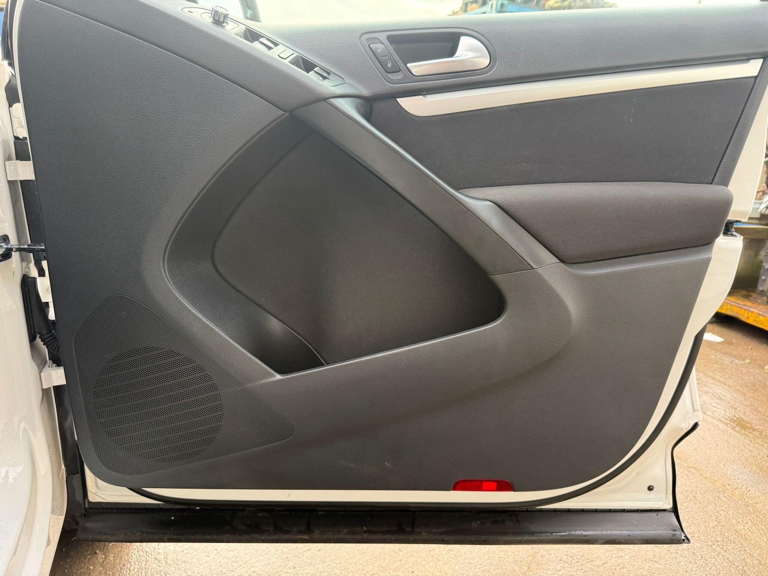 Used Volkswagen Tiguan 2011 for sale - 77166435: Photo 26