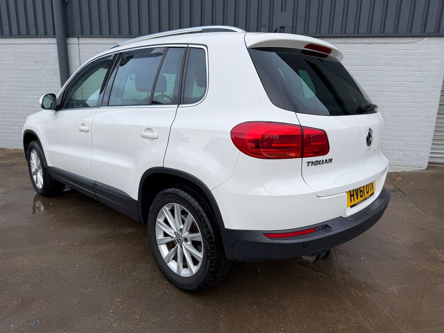 Used Volkswagen Tiguan 2011 for sale - 77166435: Photo 3