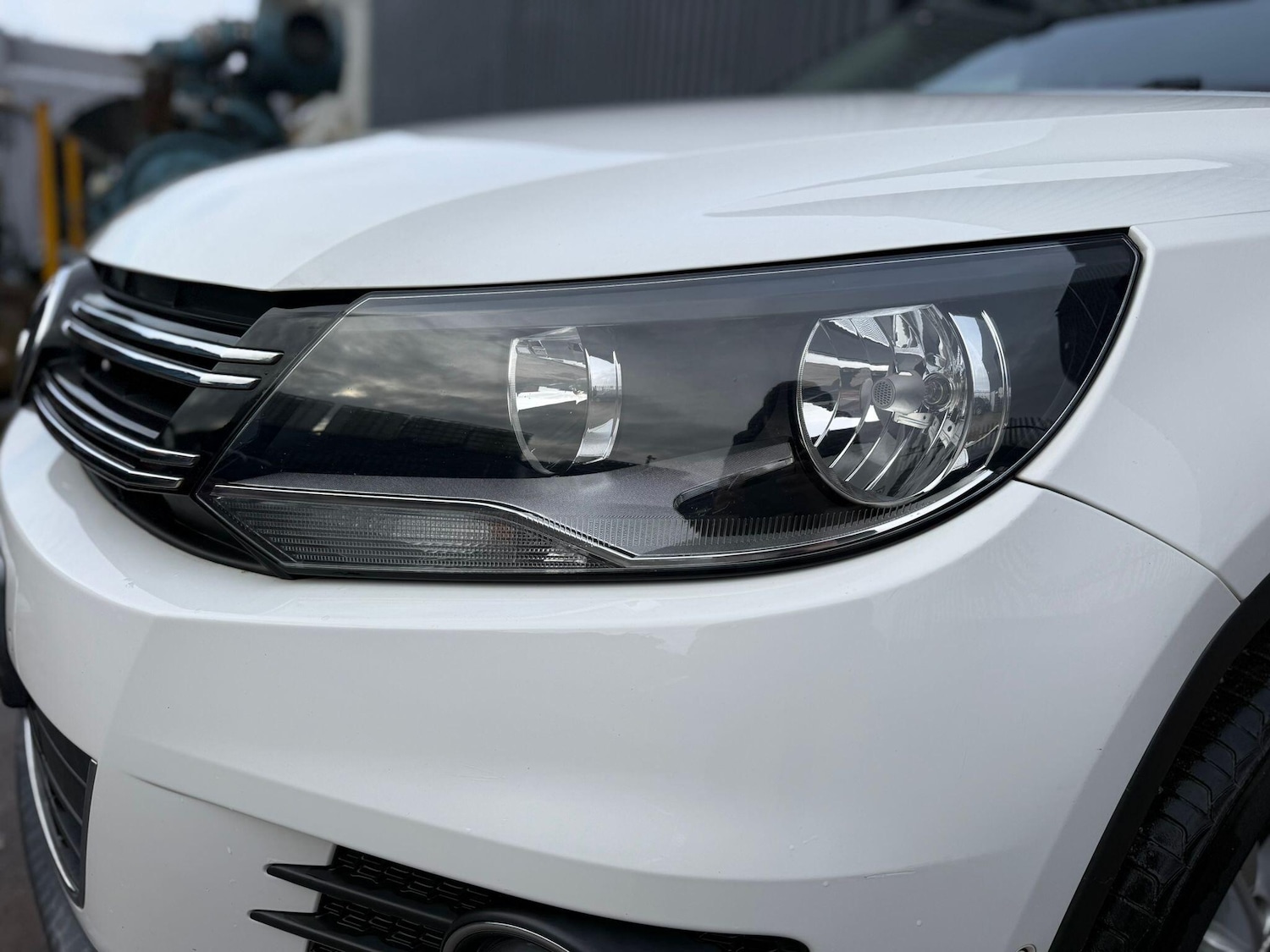 Used Volkswagen Tiguan 2011 for sale - 77166435: Photo 42