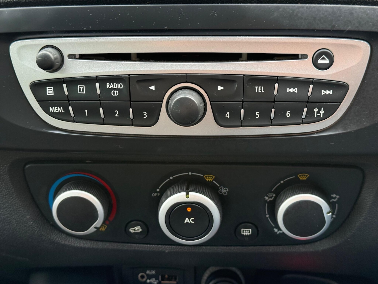 Used Renault Scenic 2011 for sale - 76913423: Photo 13