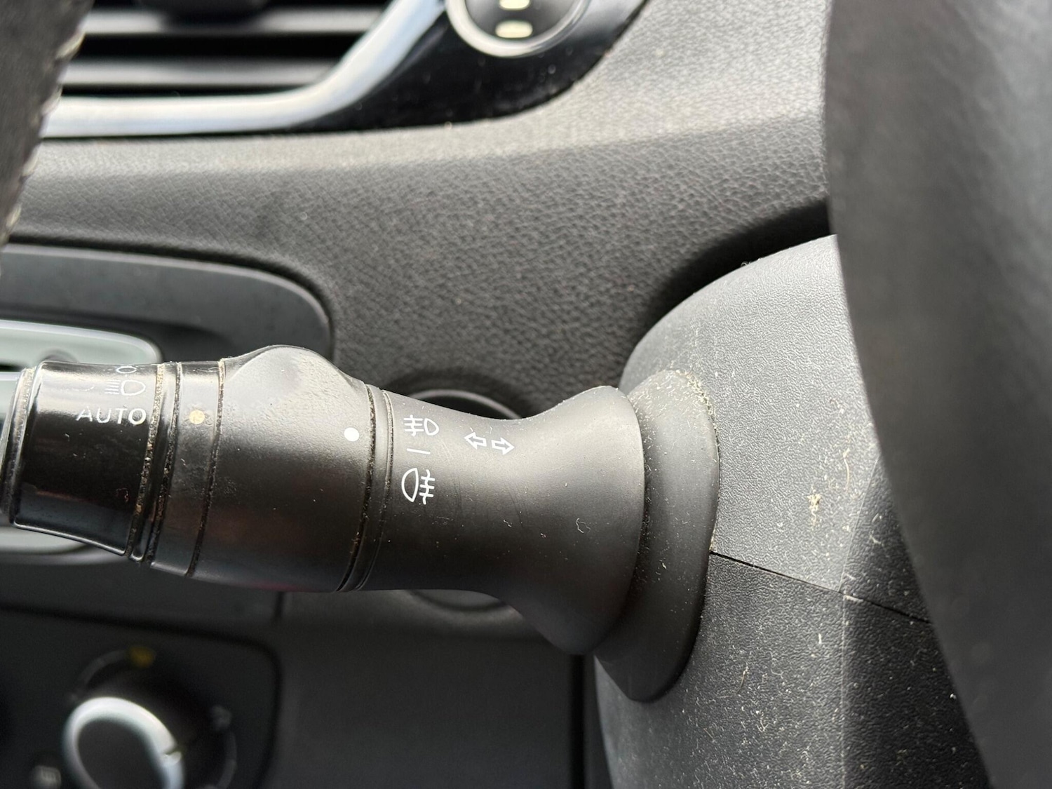 Used Renault Scenic 2011 for sale - 76913423: Photo 15