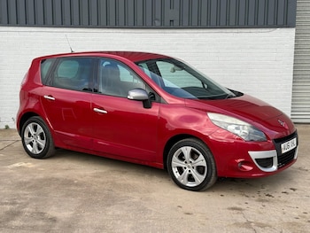 2011 (61) - 1.5 dCi 110 Dynamique TomTom 5dr