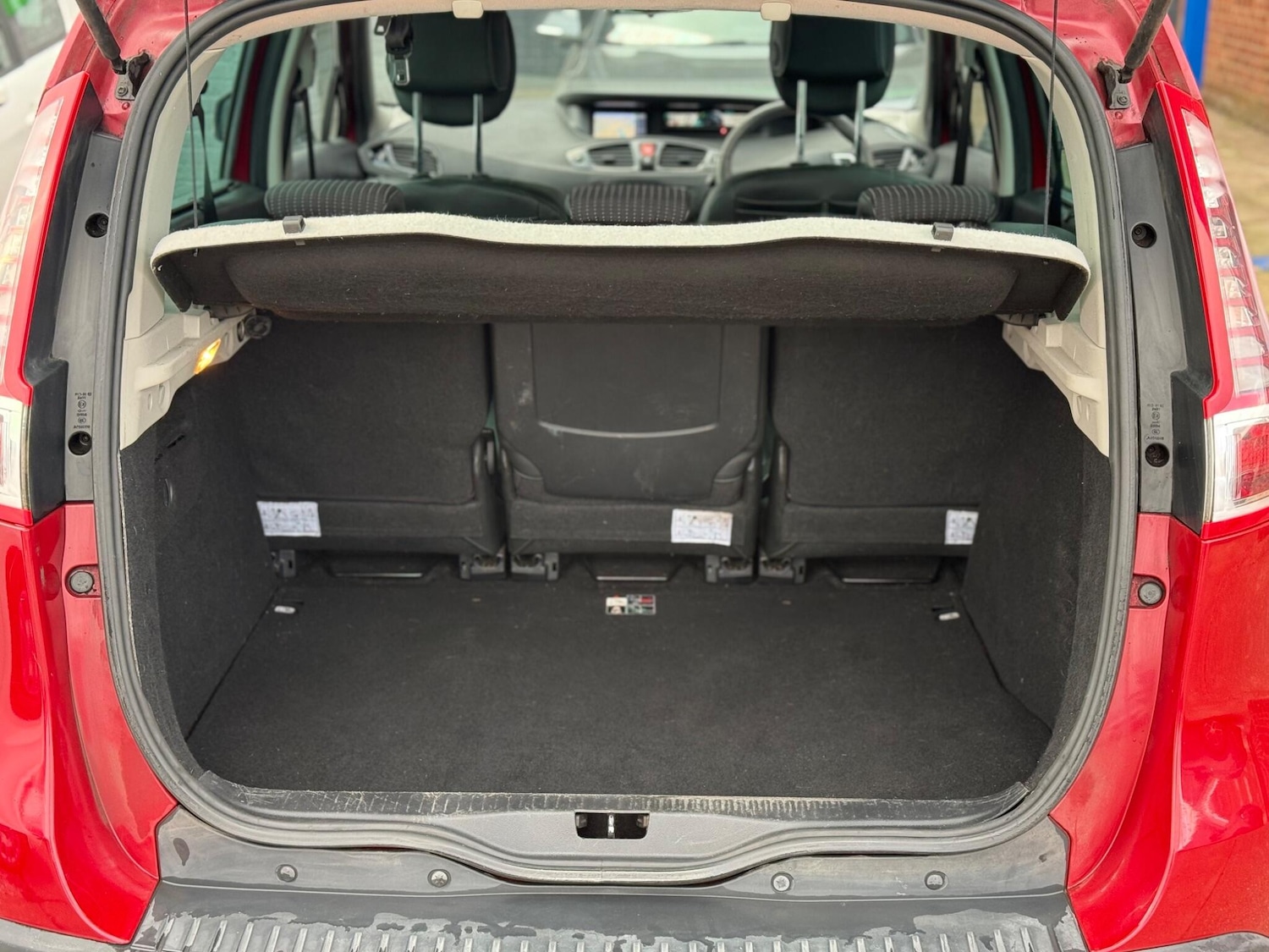 Used Renault Scenic 2011 for sale - 76913423: Photo 26