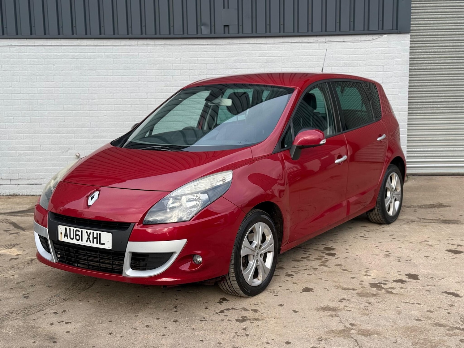 Used Renault Scenic 2011 for sale - 76913423: Photo 3